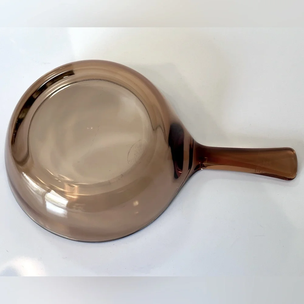 Vintage 1980’s Amber Brown Vision Corningware .5 Liter Covered Sauce Pot.